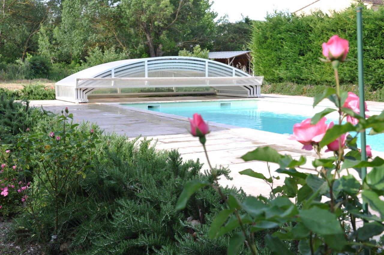 La Ferme De Tonton Jules Et Mame Julia Bed & Breakfast Entraigues-sur-la-Sorgue ภายนอก รูปภาพ